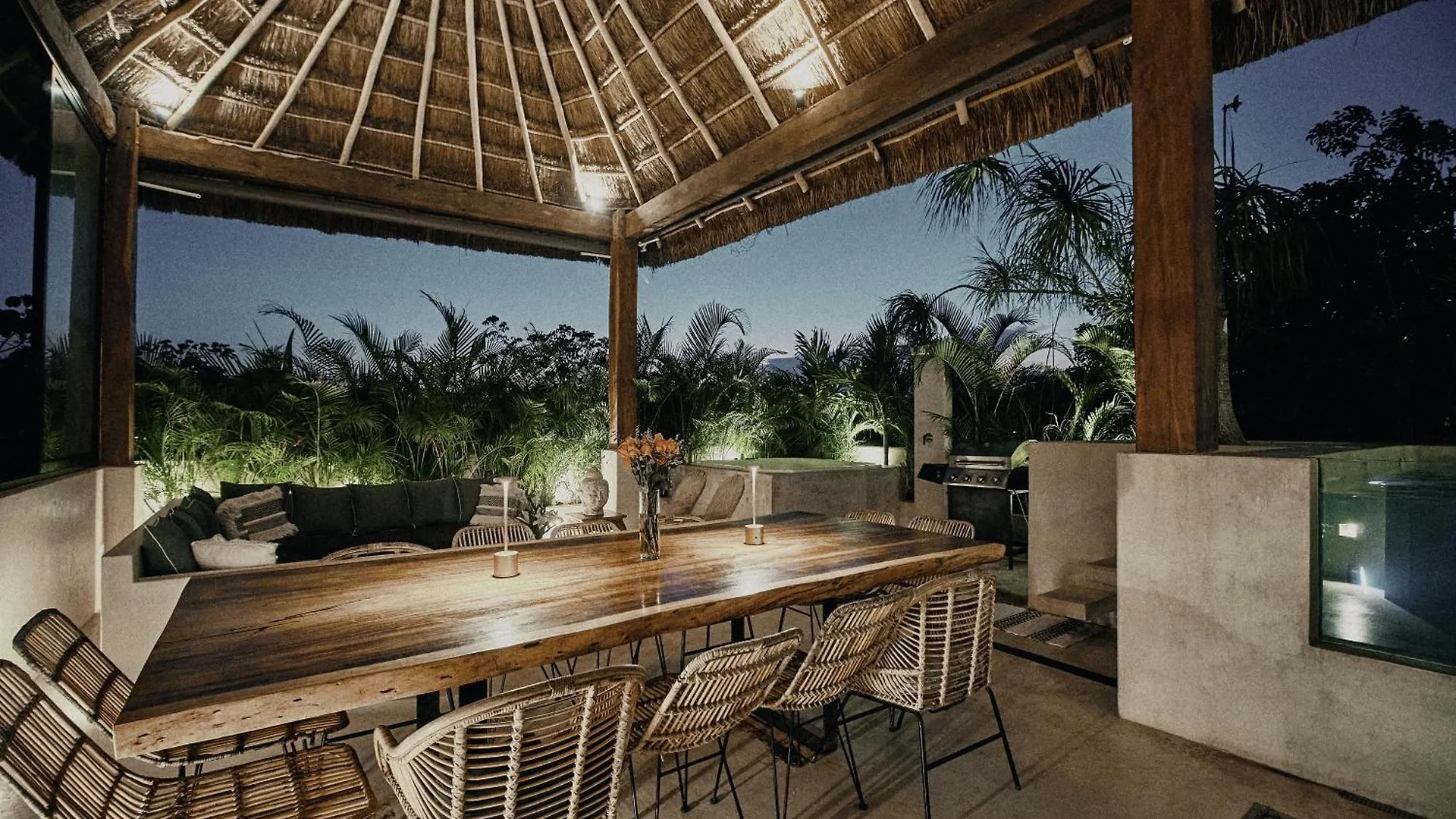 Yax'Na House Luxury 240M2 - 12 Persons - 6 Rooms - 2 Swimming Pool - 3 Jacuzzis Tulum Villa