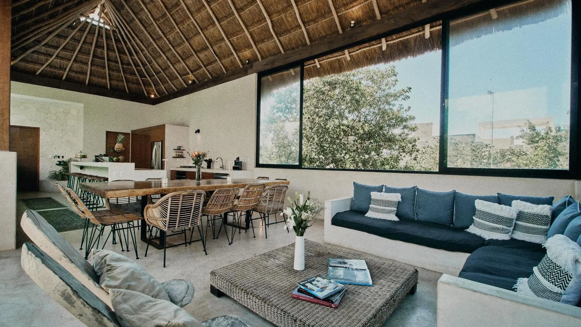 Villa Yax'Na House Luxury 240M2 - 12 Persons - 6 Rooms - 2 Swimming Pool - 3 Jacuzzis Tulum Mexico