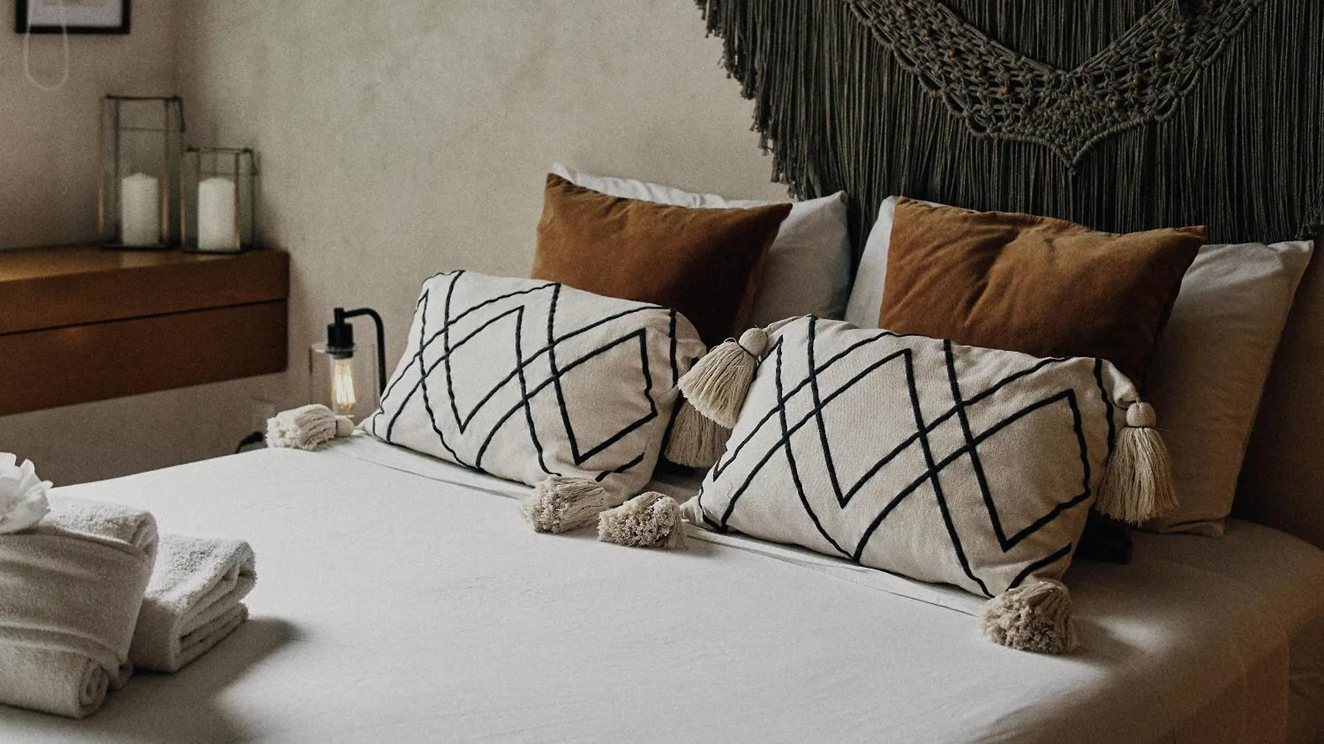 Yax'Na House Luxury 240M2 - 12 Persons - 6 Rooms - 2 Swimming Pool - 3 Jacuzzis Tulum Mexico