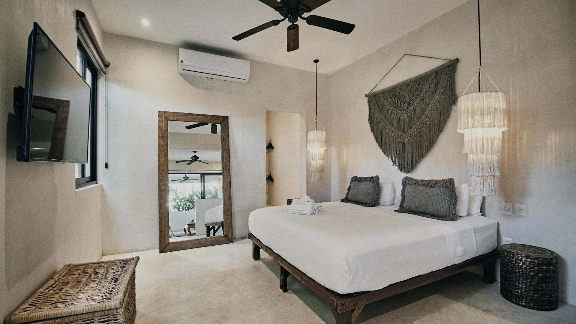 Yax'Na House Luxury 240M2 - 12 Persons - 6 Rooms - 2 Swimming Pool - 3 Jacuzzis 툴룸 0*,